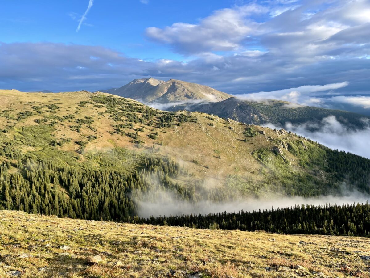 【海外写真集・初版】コロラドの山脈 ジョン・フィールダー コロラドで登山：ロッキー山脈の最高峰エルバート山に登頂